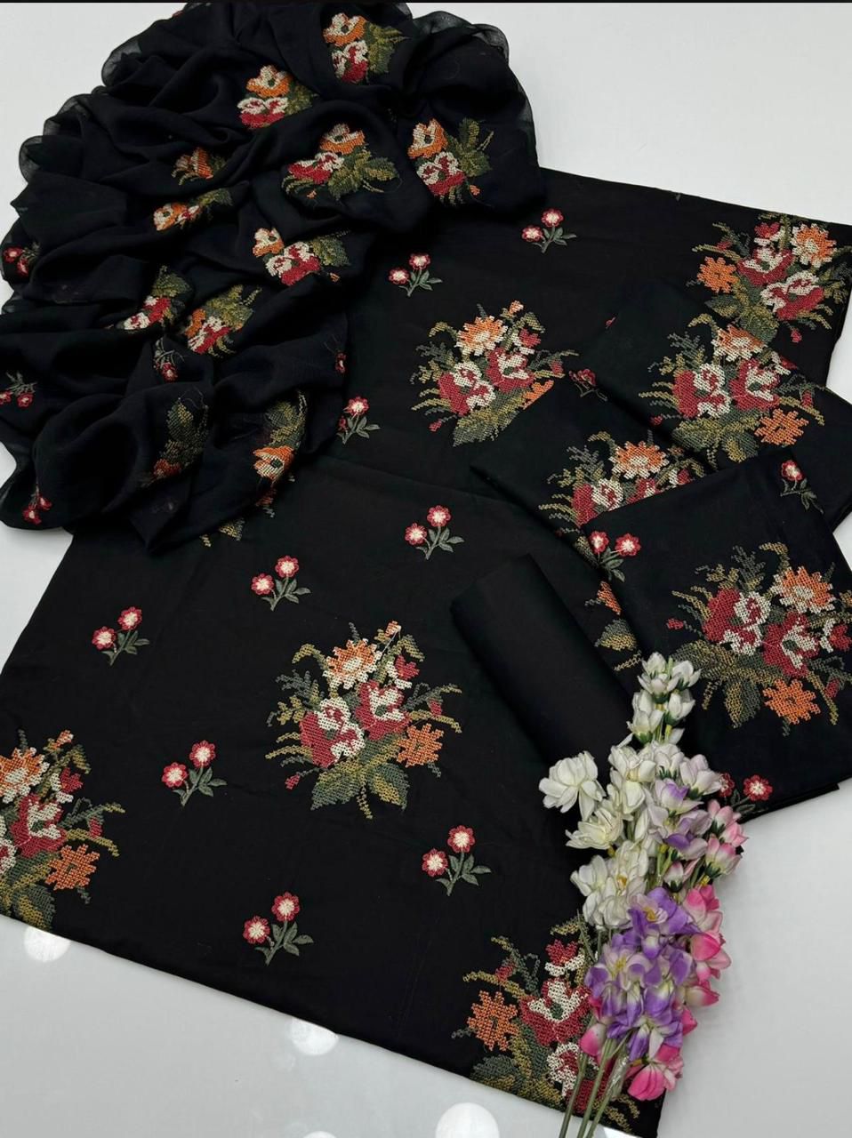 PRESENTING CROSS STITCH SUMMER SEASON HIT CODE ARTICLE